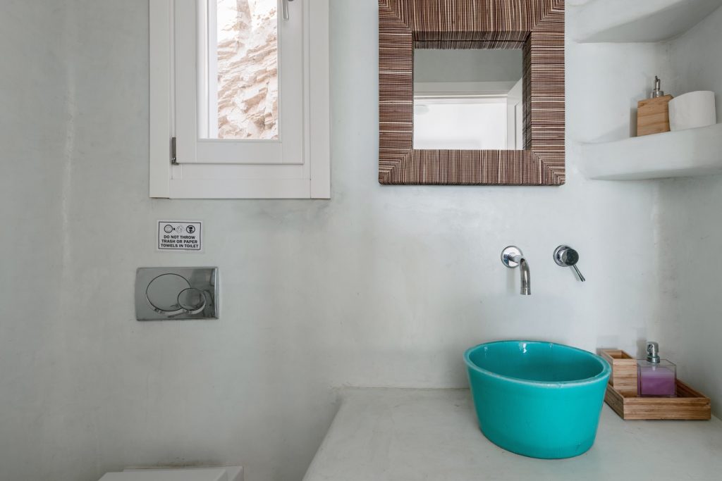 aquata master bathroom 1