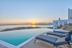 Infinity Shared Swimming Pool with breathtaking view